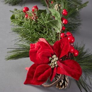 ΚΛΑΔΑ, ΜΕ ΚΟΚΚΙΝΑ ΛΟΥΛΟΥΔΙΑ ΦΥΛΛΑ ΚΑΙ ΚΟΥΚΟΥΝΑΡΕΣ, 150cm - Image 1