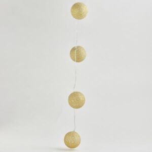 ΣΕΙΡΑ, 10 LED 5mm, ΧΡΥΣΕΣ ΥΦΑΣΜΑΤΙΝΕΣ ΜΠΑΛΕΣ 6cm,  ΜΠΑΤΑΡΙΑΣ 2xAA, ΧΡΟΝΟΔΙΑΚΟΠΤΗ, ΔΙΑΦΑΝΟ PVC ΚΑΛΩΔΙΟ, ΘΕΡΜΟ ΛΕΥΚΟ ΑΝΑ 15cm, ΠΡΟΕΚΤΑΣΗ ΠΑΡΟΧΗΣ 30cm, IP20 - Image 1