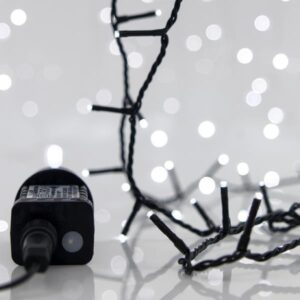 ΣΕΙΡΑ, 900 LED 3mm, 31V ΜΕΤΑΣΧΗΜΑΤΙΣΤΗ, 8 ΠΡΟΓΡΑΜΜΑΤΑ & ΜΝΗΜΗ, ΠΡΑΣΙΝΟ PVC ΚΑΛΩΔΙΟ, ΛΕΥΚΟ LED ΑΝΑ 5cm, ΠΡΟΕΚΤΑΣΗ ΠΑΡΟΧΗΣ 3m, ΙΡ44 - Image 1